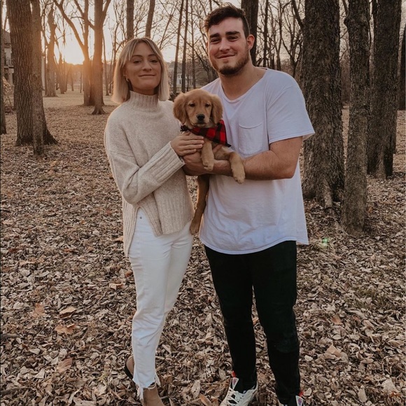 MEET YOUR POSHER - Picture 9 of 16